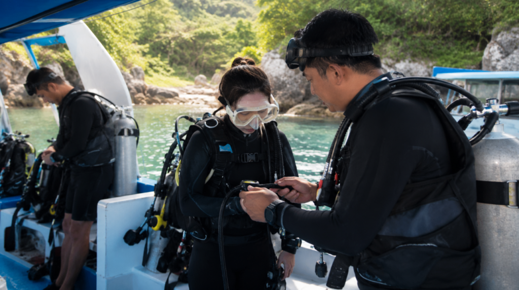 Target audience for scuba pressure gauges